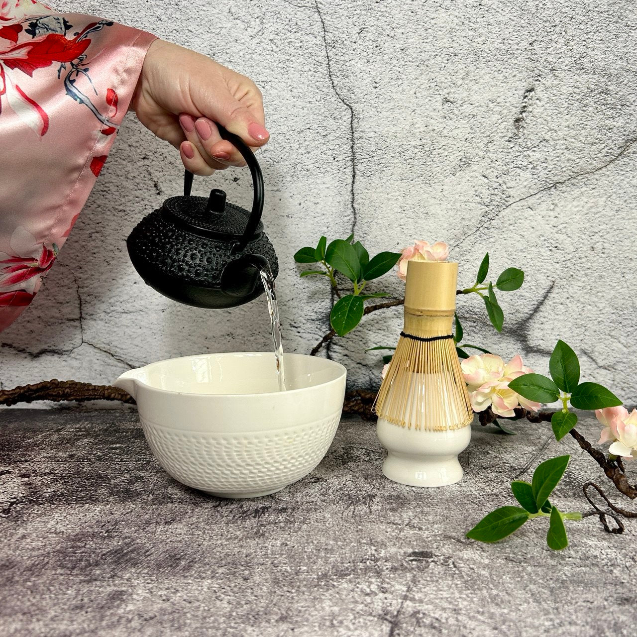 Matcha Set – Matcha Bowl with Spout, Bamboo Whisk, Sifter, Holder, Matcha Powder and Recipe Guide (White)