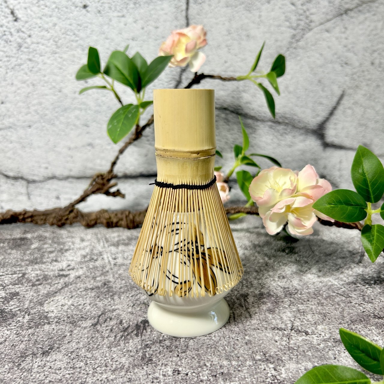 Ceramic Matcha Whisk Holder – Chasen Stand for Preserving Shape and Hygienic Drying